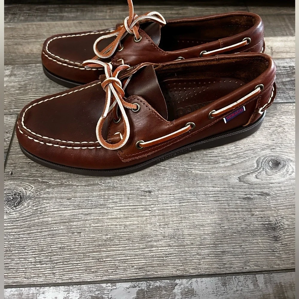 Sebago Docksiders Tie Brown Leather Boat Shoes NWOT